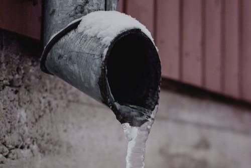 What To Do If Your Downspouts Freeze!